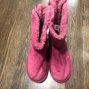 UGG size 8